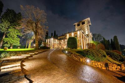 Relais & Spa Castello di Casiglio 2 Relais & Spa Castello di Casiglio 2
