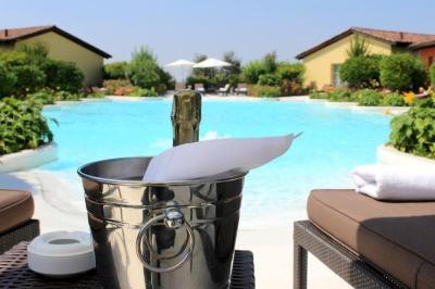 Joia Hotel & Luxury Apartments RTA 4 Joia Hotel & Luxury Apartments RTA 4