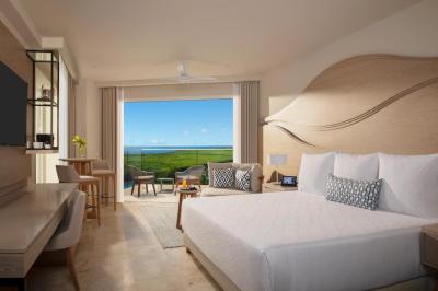 Breathless Cancun Soul Resort & Spa 4 Breathless Cancun Soul Resort & Spa 4