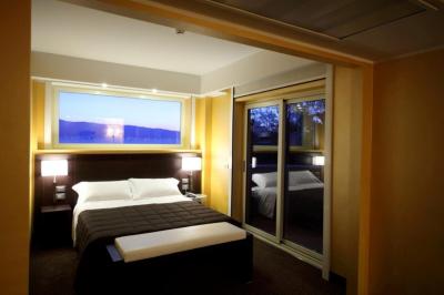 E' Hotel 4 E' Hotel 4