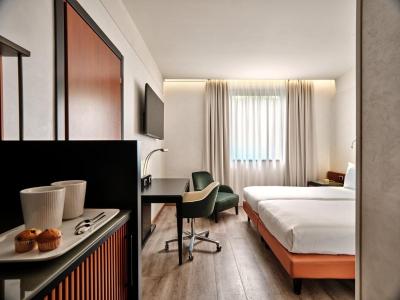 Crowne Plaza Milan - Malpensa Airport by IHG 10 Crowne Plaza Milan - Malpensa Airport by IHG 10