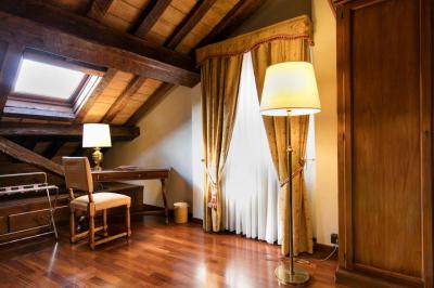 Albergo Delle Notarie 4 Albergo Delle Notarie 4