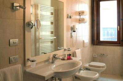 Albergo Venturelli 7 Albergo Venturelli 7