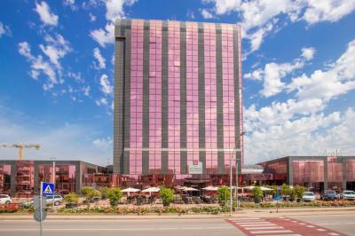 Montresor Hotel Tower 6 Montresor Hotel Tower 6