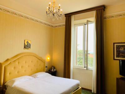 Grand Hotel Excelsior 2 Grand Hotel Excelsior 2