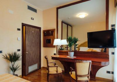 Grand Hotel Excelsior 5 Grand Hotel Excelsior 5