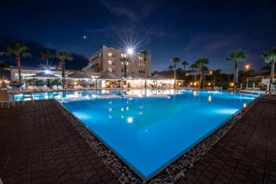 Hotel Baia D'oro 4 Hotel Baia D'oro 4