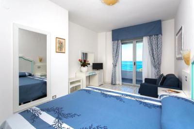 Hotel Ferretti 8 Hotel Ferretti 8