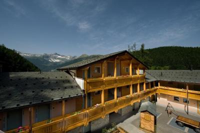 Boscone Suite Hotel 3 Boscone Suite Hotel 3