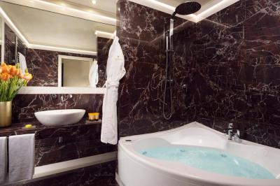 Ponte Vecchio Suites & Spa 6 Ponte Vecchio Suites & Spa 6
