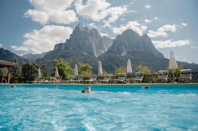 Mirabell Alpine Garden Resort & Spa 8 Mirabell Alpine Garden Resort & Spa 8