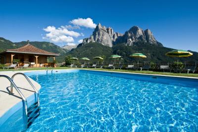 Mirabell Alpine Garden Resort & Spa 4 Mirabell Alpine Garden Resort & Spa 4