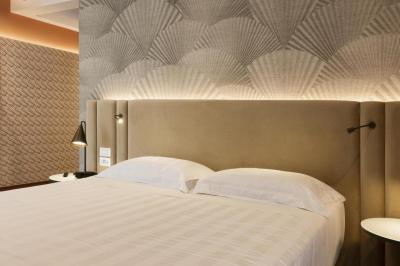 Adesso Hotel 5 Adesso Hotel 5