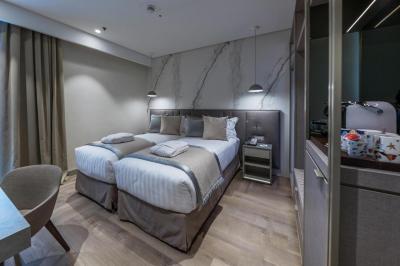 The Regency, Rome, a Tribute Portfolio Hotel 3 The Regency, Rome, a Tribute Portfolio Hotel 3