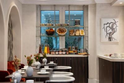 Hotel des Carmes by Malone 8 Hotel des Carmes by Malone 8