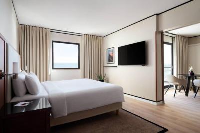 Riviera Marriott Hotel La Porte De Monaco 2 Riviera Marriott Hotel La Porte De Monaco 2