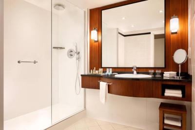 Riviera Marriott Hotel La Porte De Monaco 6 Riviera Marriott Hotel La Porte De Monaco 6