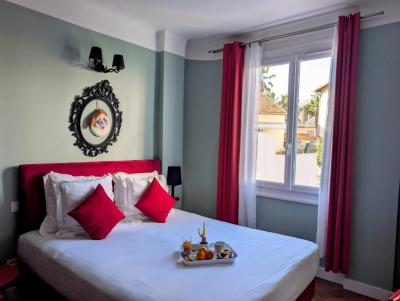Hôtel Mademoiselle 10 Hôtel Mademoiselle 10