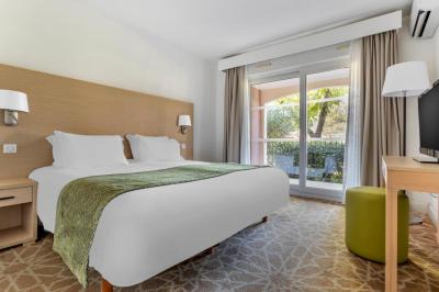 Le Club Mougins 10 Le Club Mougins 10