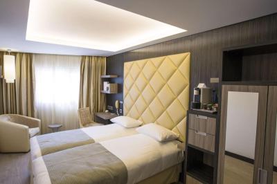Best Western Plus Cannes Riviera 10 Best Western Plus Cannes Riviera 10