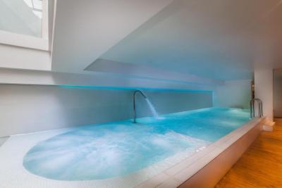 Hôtel Montaigne & Spa 10 Hôtel Montaigne & Spa 10