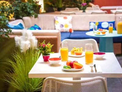 Novotel Suites Cannes Centre 4 Novotel Suites Cannes Centre 4