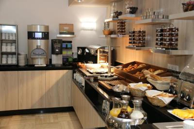 GOLDEN TULIP CANNES HOTEL de PARIS 9 GOLDEN TULIP CANNES HOTEL de PARIS 9