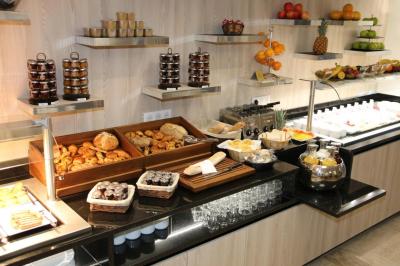 GOLDEN TULIP CANNES HOTEL de PARIS 7 GOLDEN TULIP CANNES HOTEL de PARIS 7