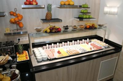 GOLDEN TULIP CANNES HOTEL de PARIS 5 GOLDEN TULIP CANNES HOTEL de PARIS 5
