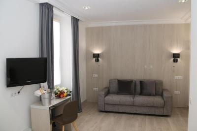 GOLDEN TULIP CANNES HOTEL de PARIS 3 GOLDEN TULIP CANNES HOTEL de PARIS 3
