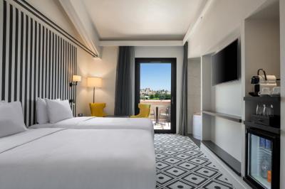 Hotel du Roi & Spa by SOWELL COLLECTION 7 Hotel du Roi & Spa by SOWELL COLLECTION 7