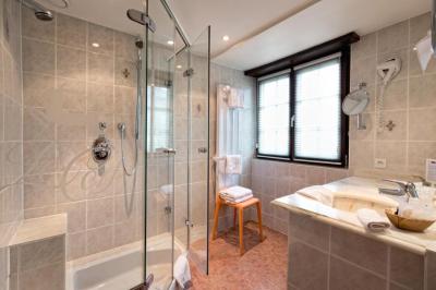 Hotel - Restaurant Le Cerf & Spa 5 Hotel - Restaurant Le Cerf & Spa 5