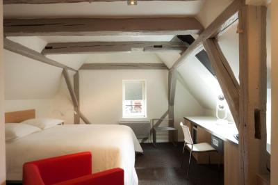 Hotel Le Pavillon 7 5 Hotel Le Pavillon 7 5