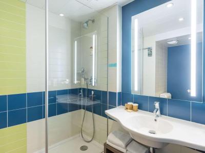 Mercure Paris Massy Gare TGV 10 Mercure Paris Massy Gare TGV 10