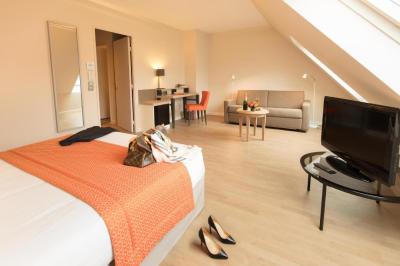Hotel Montbriand Antony - Ancien Alixia 9 Hotel Montbriand Antony - Ancien Alixia 9