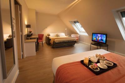 Hotel Montbriand Antony - Ancien Alixia 5 Hotel Montbriand Antony - Ancien Alixia 5