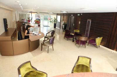 Hôtel Les Trois Roses, Meylan Grenoble 8 Hôtel Les Trois Roses, Meylan Grenoble 8
