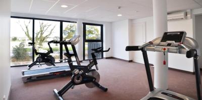 Golden Tulip Pornic Suites- Appart Hotel 5 Golden Tulip Pornic Suites- Appart Hotel 5
