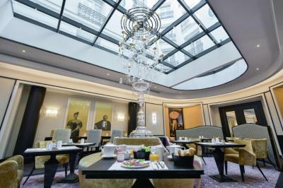 Maison Astor Paris, Curio Collection by Hilton 4 Maison Astor Paris, Curio Collection by Hilton 4