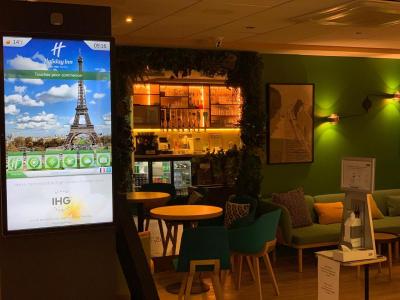 Holiday Inn Paris Montmartre by IHG 7 Holiday Inn Paris Montmartre by IHG 7