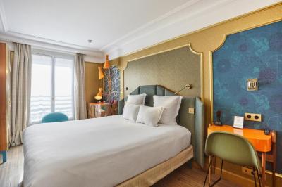 Idol Hotel 8 Idol Hotel 8