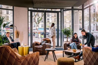 Novotel Paris 20 Belleville 10 Novotel Paris 20 Belleville 10