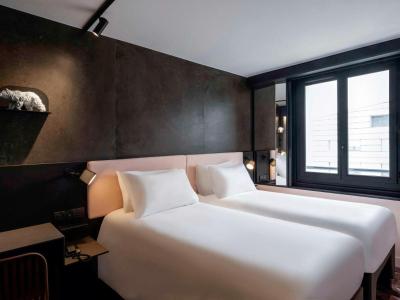 TRIBE Paris Batignolles 9 TRIBE Paris Batignolles 9