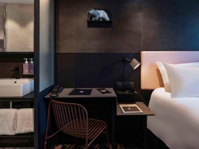 TRIBE Paris Batignolles 3 TRIBE Paris Batignolles 3