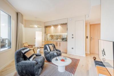 Yuna Porte-Maillot - ApartHotel 5 Yuna Porte-Maillot - ApartHotel 5