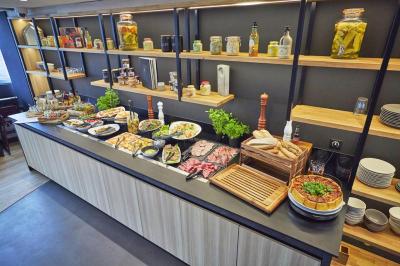 Radisson Hotel Paris Le Bourget 7 Radisson Hotel Paris Le Bourget 7