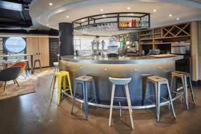 Radisson Hotel Paris Le Bourget 4 Radisson Hotel Paris Le Bourget 4