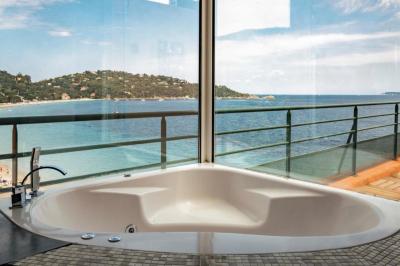 Surplage Hôtel Cavalière 7 Surplage Hôtel Cavalière 7