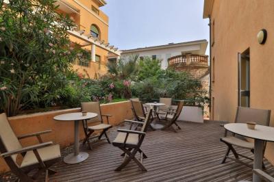 Hôtel Sanary, Soleil et Jardin - Rénovation Hiver 2024-25 4 Hôtel Sanary, Soleil et Jardin - Rénovation Hiver 2024-25 4