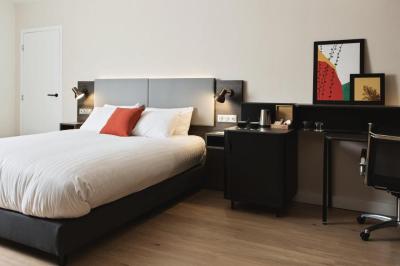 Holiday Inn Toulon City Centre by IHG 2 Holiday Inn Toulon City Centre by IHG 2
